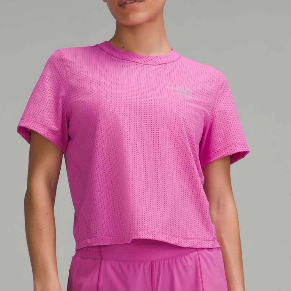 Breathable Running Short-Sleeve Shirt *Graphic	
Pow Pink Tone